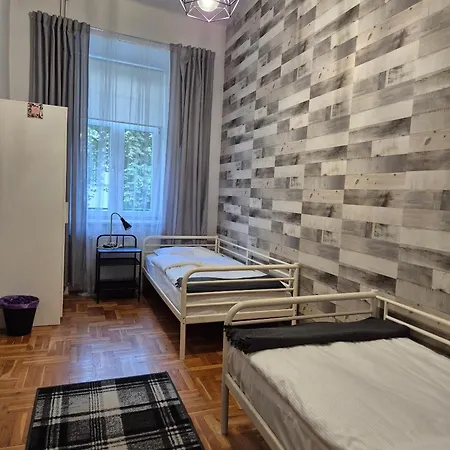 Cent - Centrum Hostel *