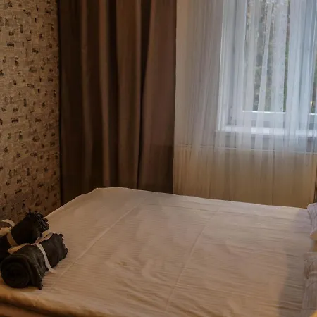 Cent Hostel *